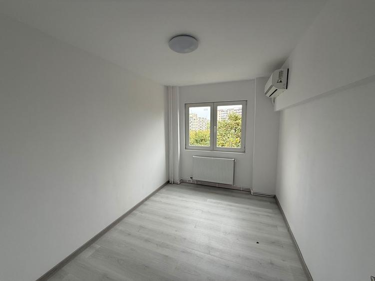Apartament cu 3 camere în Lujerului