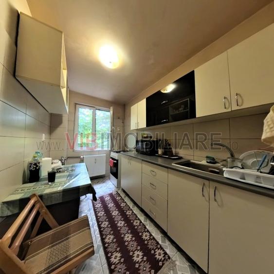 Apartament cu 2 camere semidecomandat, mobilat în Drumul Taberei
