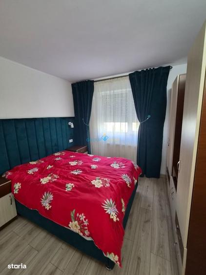 Apartament cu 3 camere semidecomandat în Milcov