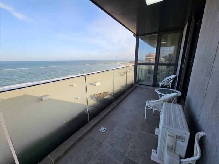 Apartament cu 3 camere decomandat, mobilat în Faleza Nord