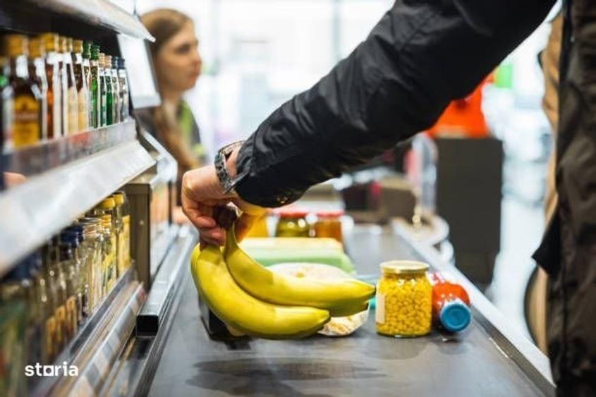 Spațiu comercial, de 76 mp, în Central