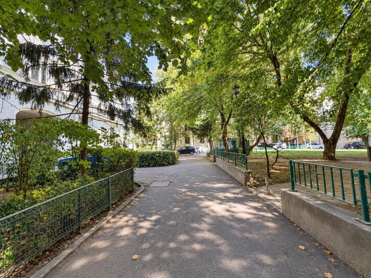 Vanzare 3 camere Vatra luminoasa| 92 mp + boxă| Renovare integrală - 35