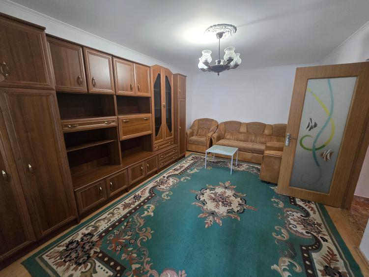 Apartament cu 2 camere decomandat, mobilat în Gorjului