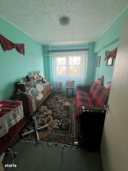 Apartament cu 3 camere decomandat în Militari