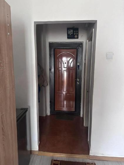 Garsonieră decomandată în Bucium