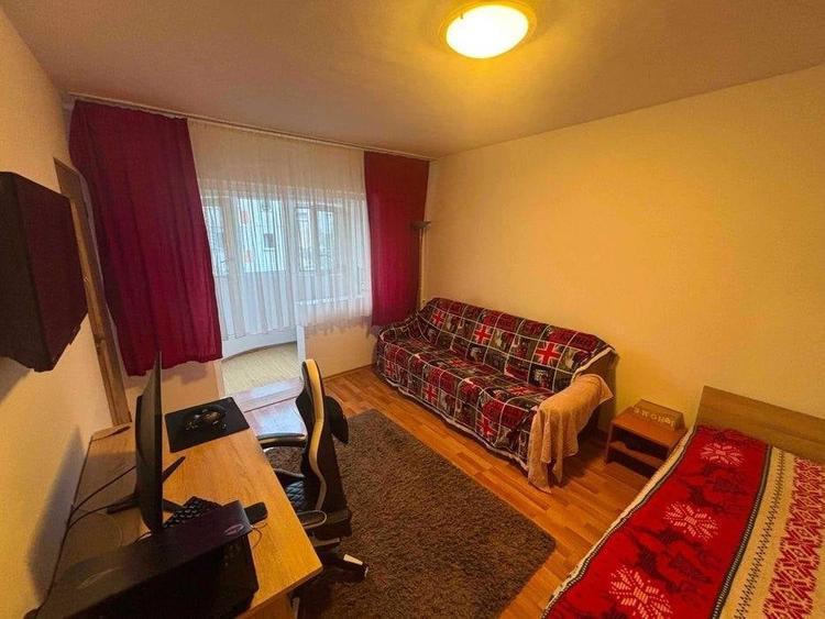 Garsoniera de 30mp, etaj intermediar, finisata, mobilata si utilata zona I.Mester - 4