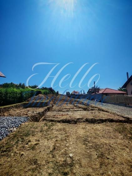 Casă individuală cu 4 camere cu Garaj în Făget
