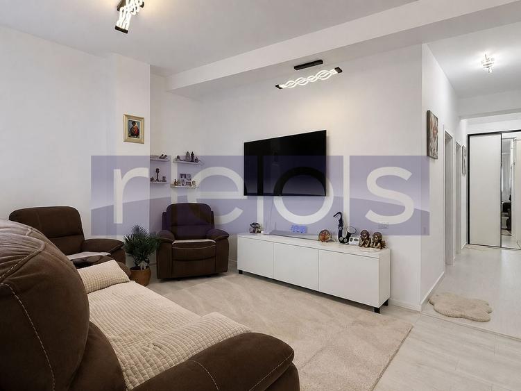Apartament cu 3 camere decomandat în Central