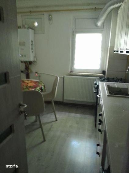 Apartament cu 2 camere semidecomandat, mobilat în Brazda lui Novac