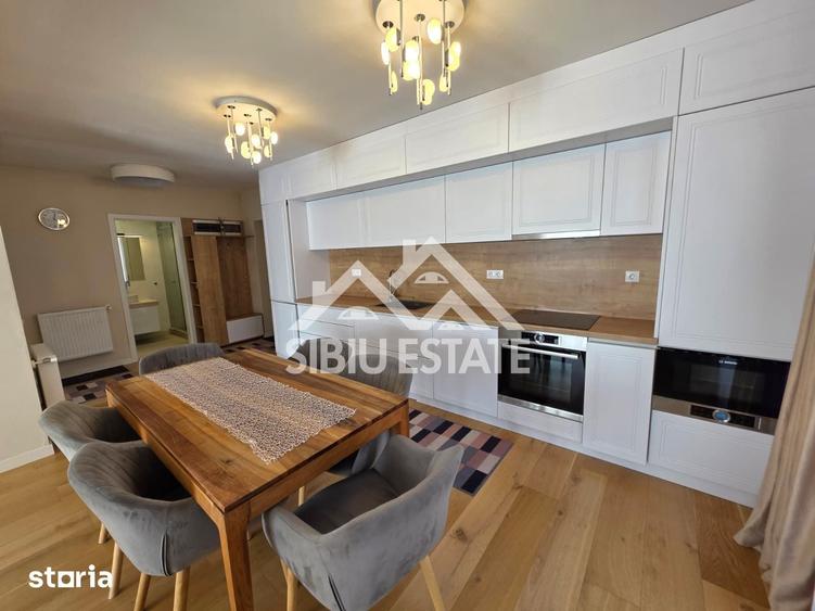 Apartament cu 4 camere în Central