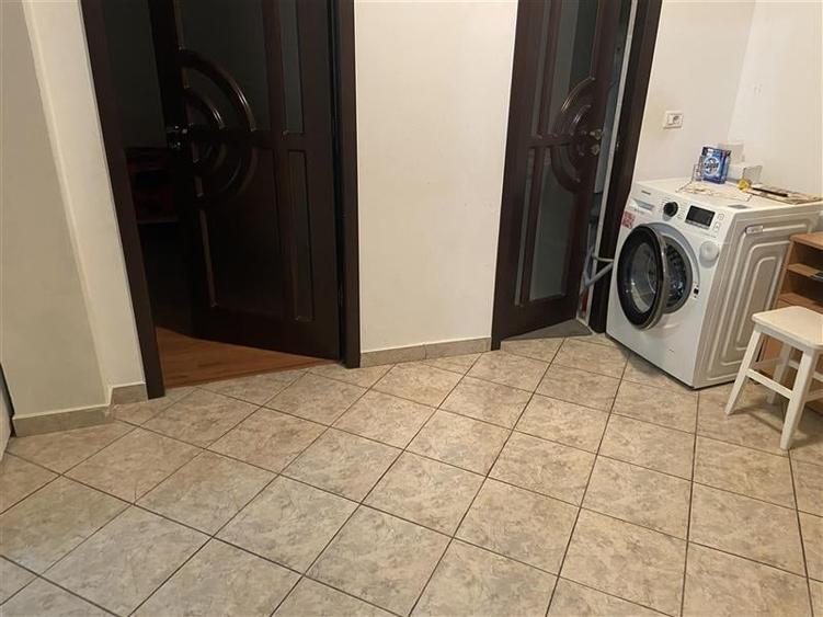 Apartament cu 2 camere decomandat în Gară