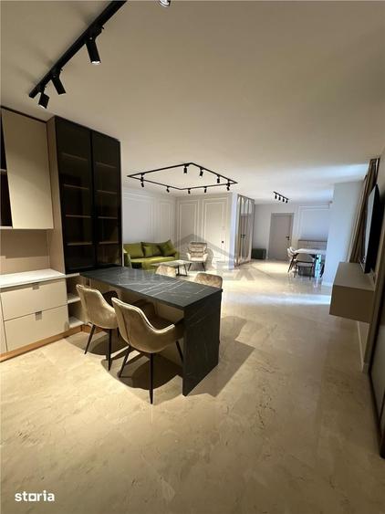 Apartament cu 4 camere în Central