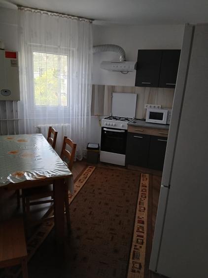 Apartament cu 2 camere decomandat, mobilat în Grigorescu