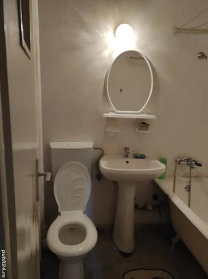 Apartament cu 2 camere decomandat în Zamfirescu