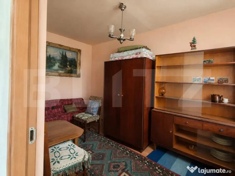 Apartament cu 3 camere semidecomandat în Central