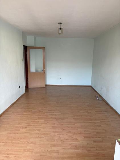 Apartament cu 2 camere decomandat în Sud