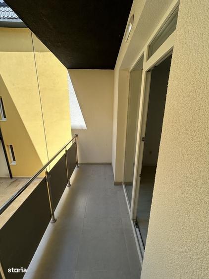 Apartament cu 3 camere decomandat în Giroc