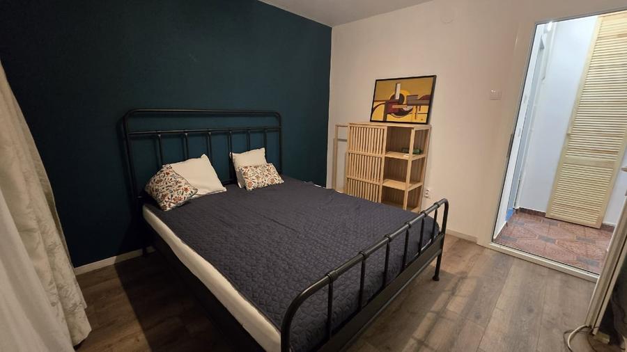 Apartament cu 2 camere decomandat în Tei