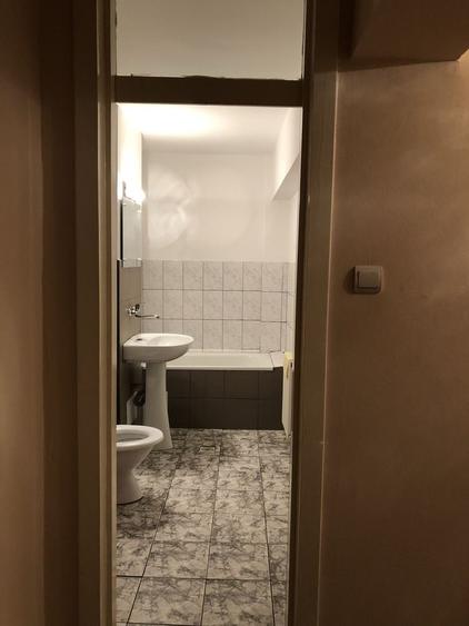 Garsonieră decomandată în Exterior Vest