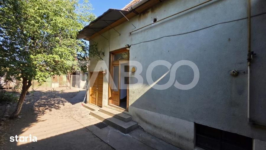 Casă cu 2 camere cu Teren 85 Mp în Central