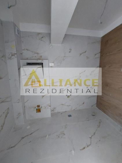 Garsonieră decomandată în Central