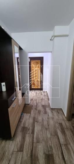 Apartament cu 3 camere decomandat, mobilat în 9 Mai