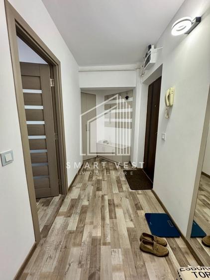 Apartament cu 2 camere semidecomandat, mobilat în Micro 16