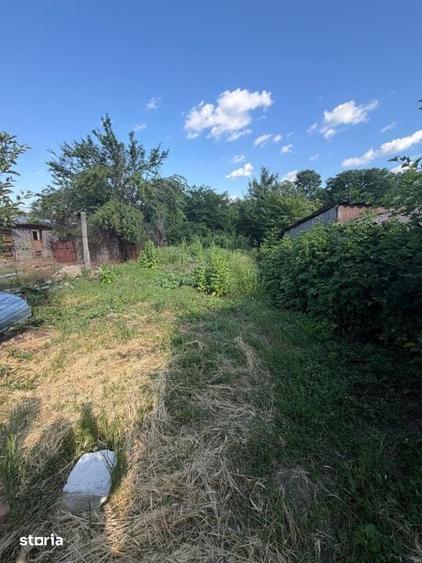 Casă cu 2 camere cu Teren 500 Mp în Central