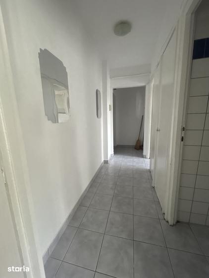 Apartament cu 2 camere semidecomandat în Circumvalațiunii