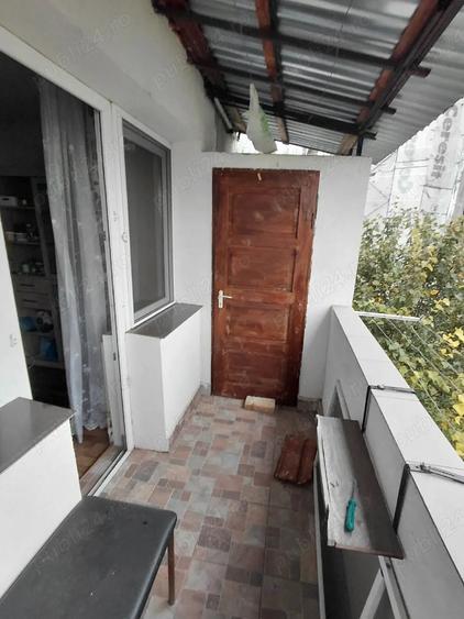 Apartament cu 2 camere semidecomandat în Micro 15