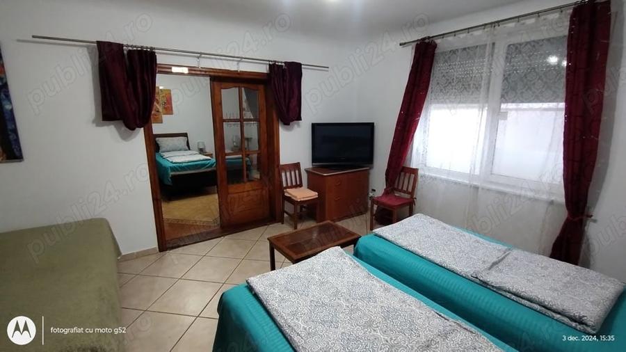 Casă cu 6 camere cu Teren 1000 Mp în Aleșd