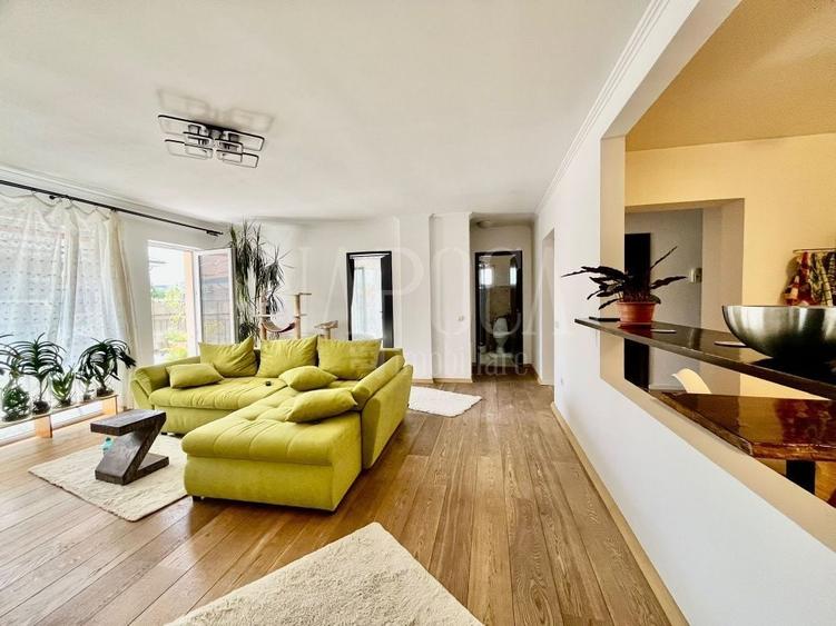 Apartament cu 4 camere semidecomandat în Între Lacuri