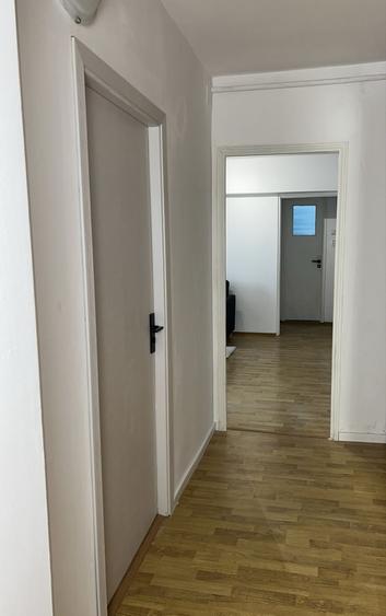 Direct Proprietar/ Prima inchiriere dupa renovare / 3 Camere /2 Bai , Vedere panoramica / Bloc solid / Transport la scara - 5