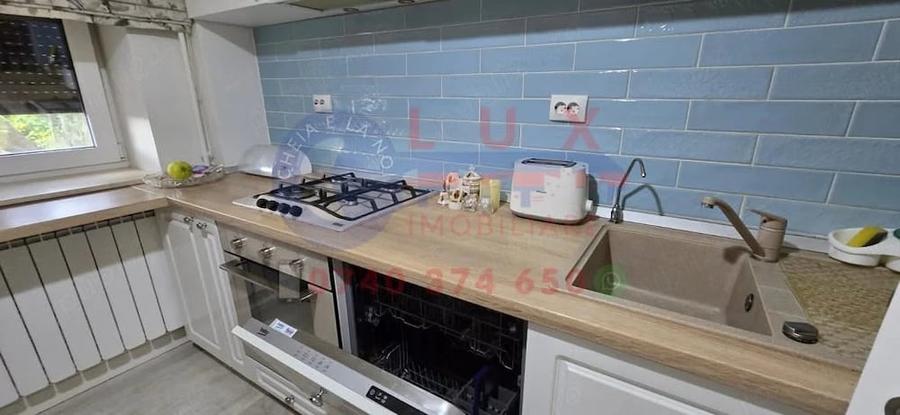 Apartament cu 3 camere decomandat în Ultracentral