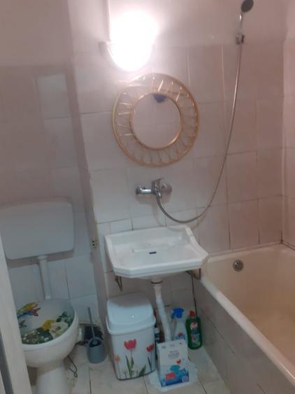 Apartament cu 2 camere nedecomandat în Central