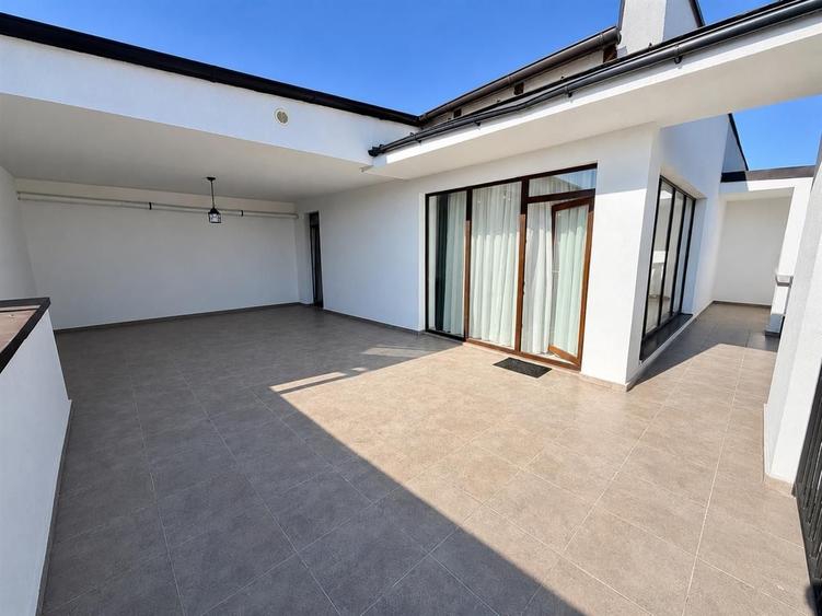 Penthouse modern cu 2 terase spectaculoase și parcare inclusă - 7