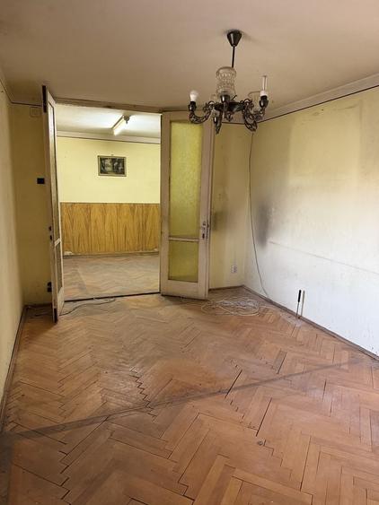 Apartament cu 3 camere decomandat în Dacia
