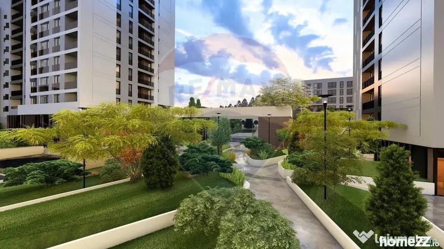 Apartament cu 4 camere decomandat în Răcădău