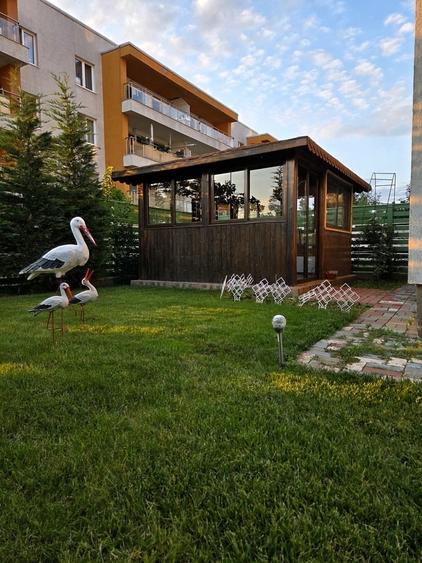Apartament cu 4 camere decomandat în Exterior Vest