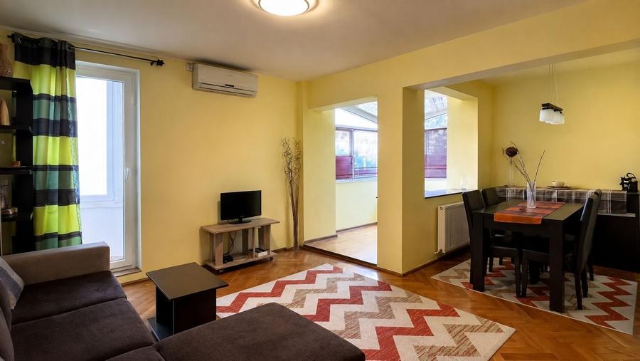 Apartament cu 2 camere decomandat, mobilat în Semicentral