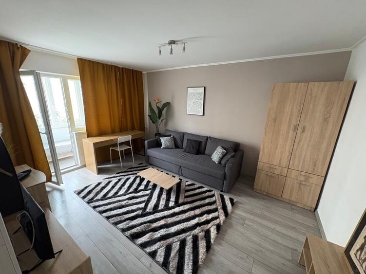 Inchiriez apartament cozy, 3 camere, luminos, pozitie excelenta - 2