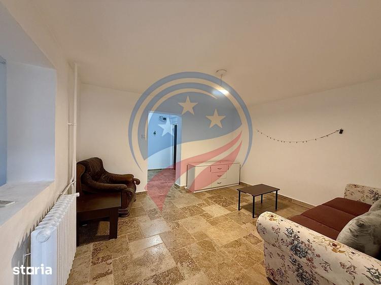 Apartament cu 3 camere în 1 Mai