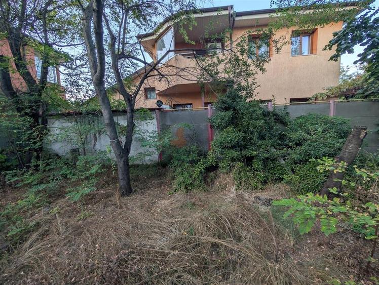 Teren Construcții intravilan de 178 mp, în Apollo
