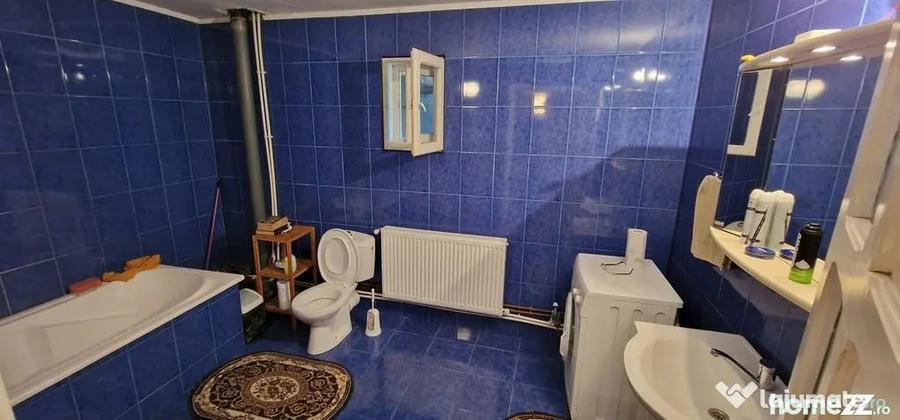 Casă cu 5 camere cu Teren 1000 Mp în Agigea