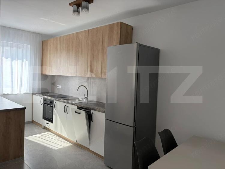 Apartament cu 2 camere semidecomandat, mobilat în Mărăști