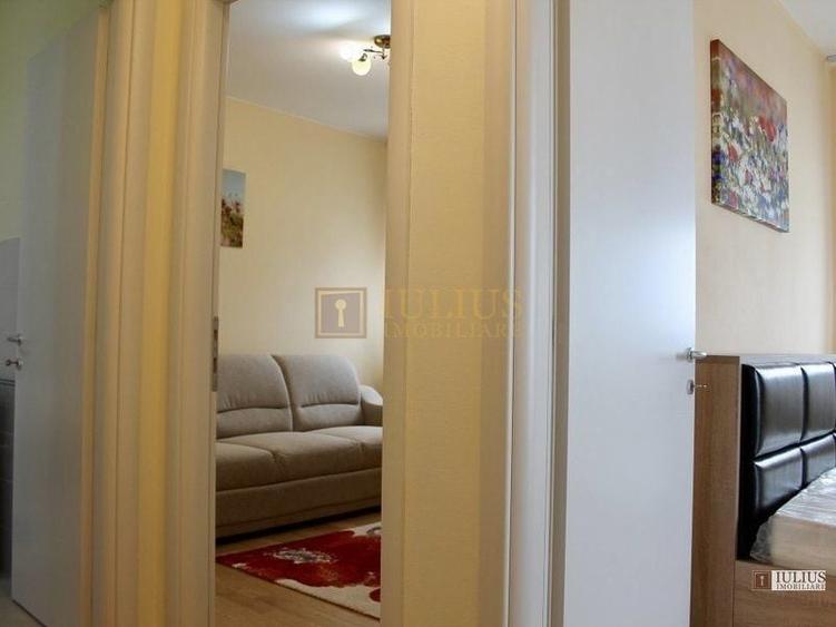 Apartament cu 3 camere semidecomandat, mobilat în Gheorghe Lazăr