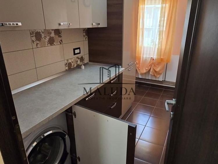 Garsonieră decomandată, mobilată în Găvana 3
