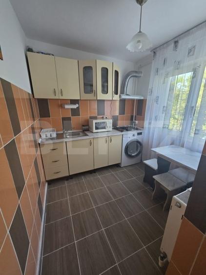 Apartament cu 2 camere, 37 mp, zona Micro 40 - 5