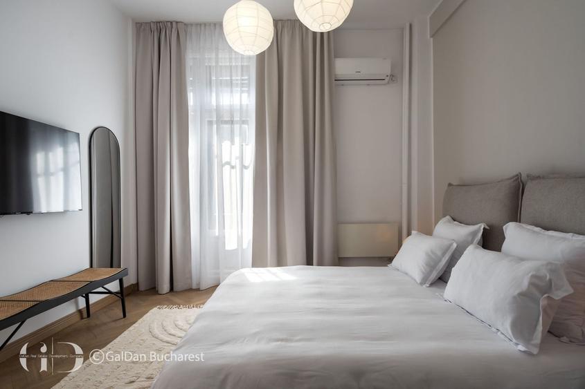 Apartament cu 5 camere, mobilat în Calea Victoriei