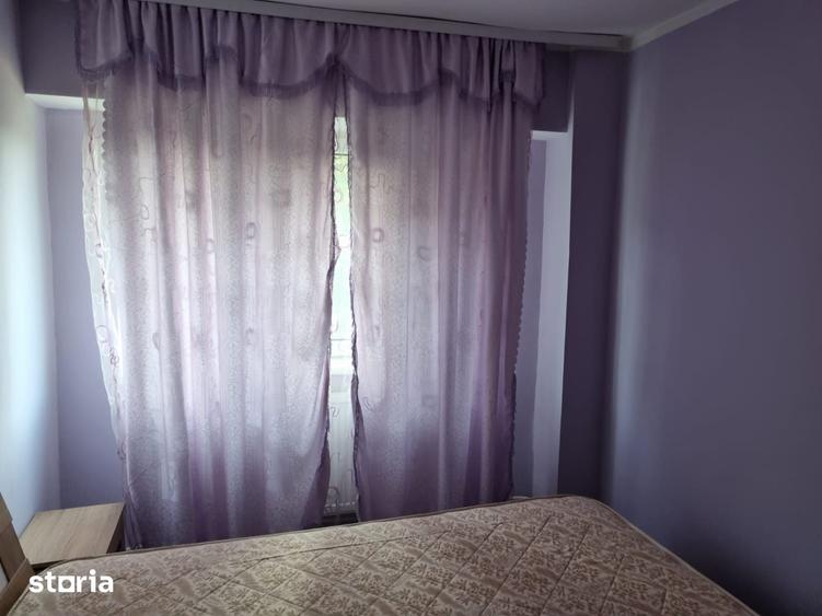 Apartament cu 3 camere în Traian